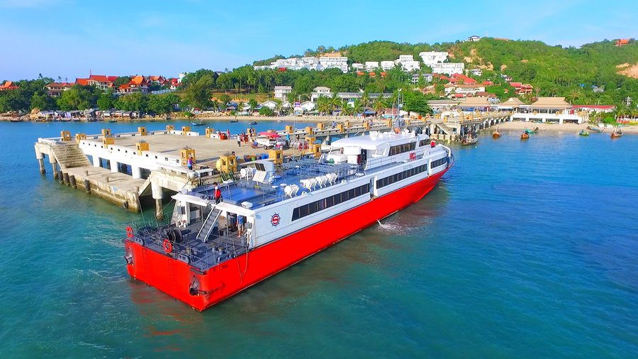 Ferry docking in Koh Phangan