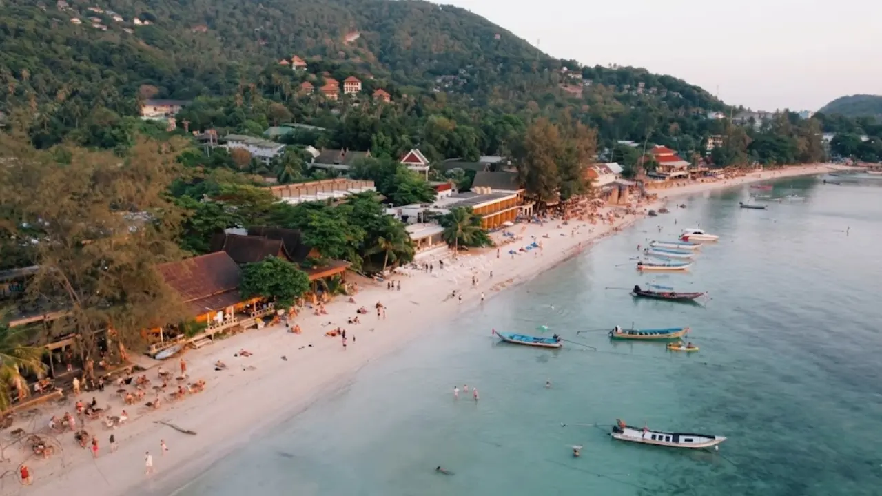 Sairee Beach - Best for Sunsets & Nightlife