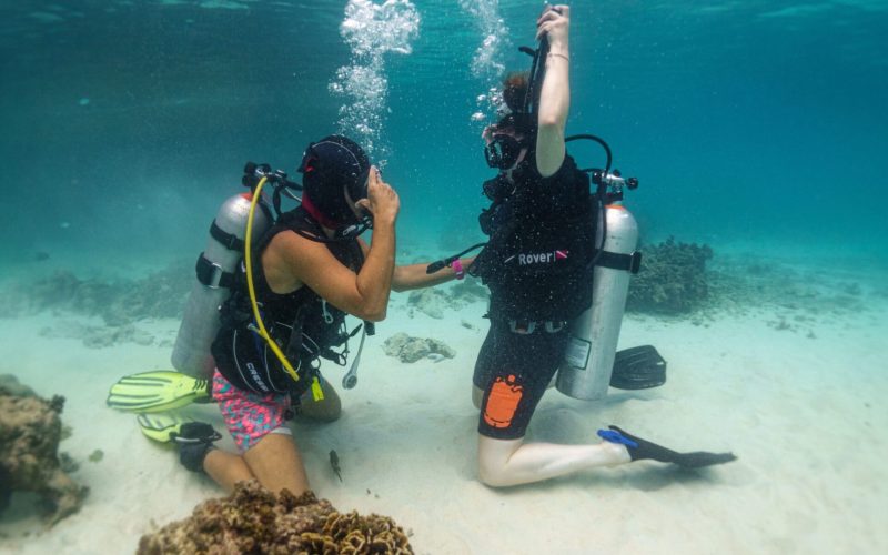 Instructor with Try Dive student in Koh Tao